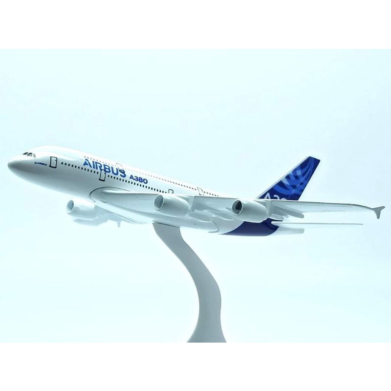 Mô hình máy bay AIRBUS  kim loai 20cm có bánh xe