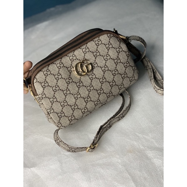 Ví cầm tay 3 ngăn