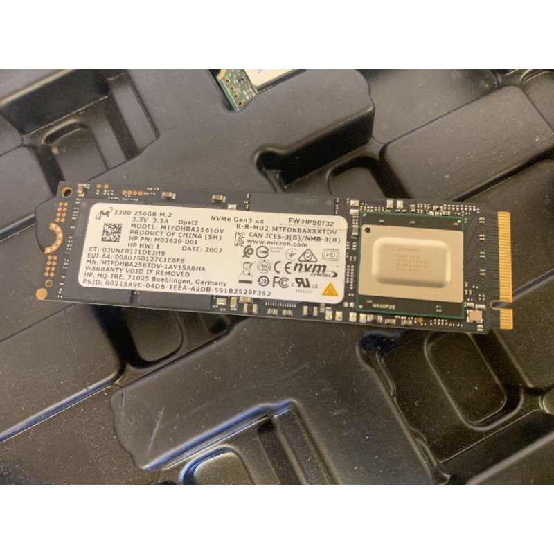 Ổ cứng SSD M2 PCIe 2280 Micron 2300 NVMe - 256GB