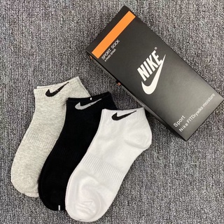 Tất Nike ngắn cổ