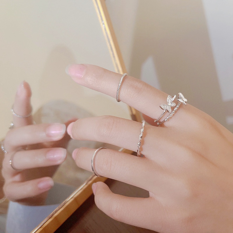 Set 4 Nhẫn Hình Bướm Thời Trang Nữ