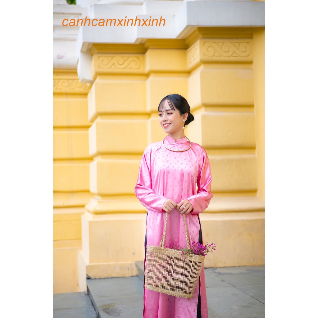 Áo dài dáng xưa chất gấm tơ cao cấp