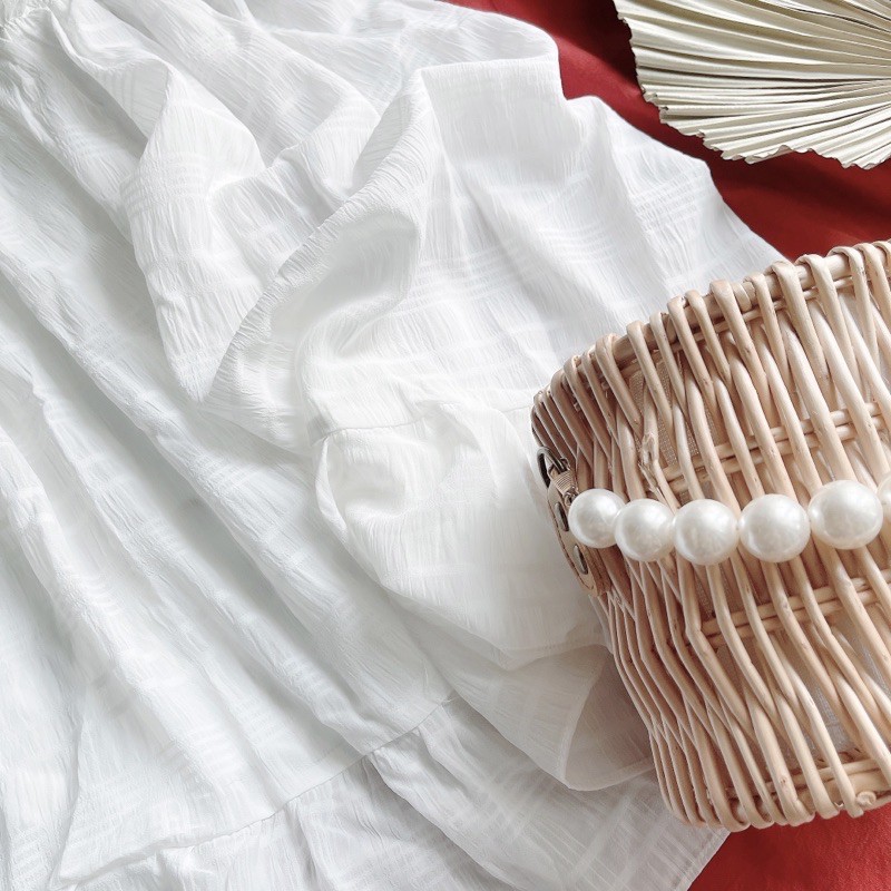 [Mã FAGREEN245 giảm 10% tối đa 30K đơn 99K] Đầm maxi trắng 2 dây nhún ngực chân bèo | BigBuy360 - bigbuy360.vn