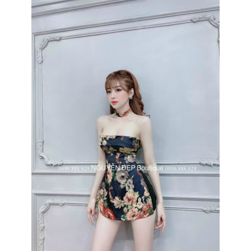 Set đầm cách tân với vòng cổ