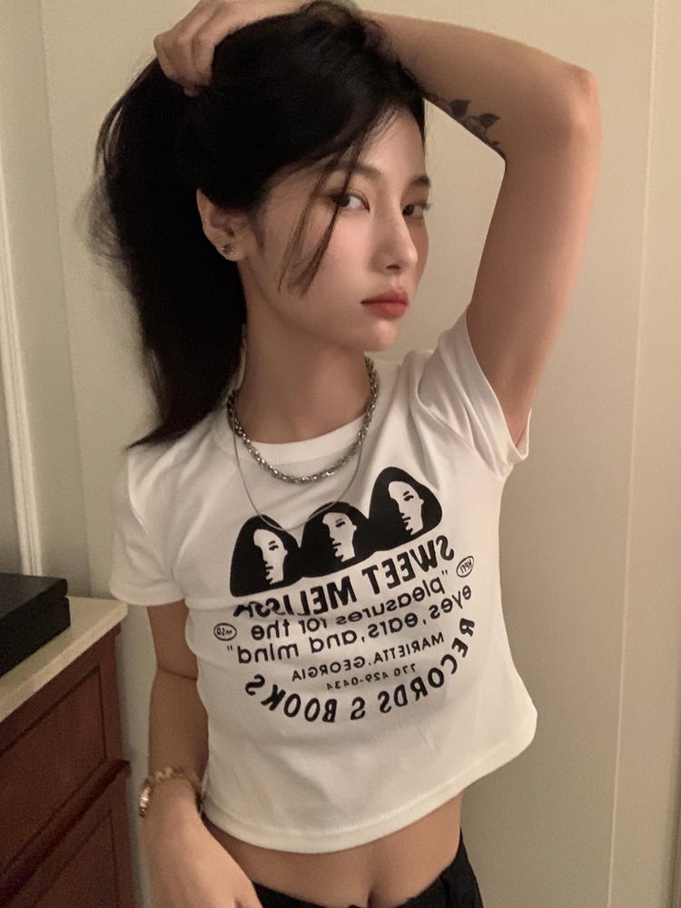 Áo Thun Lửng Tay Ngắn Thời Trang Dành Cho Nữ 50785