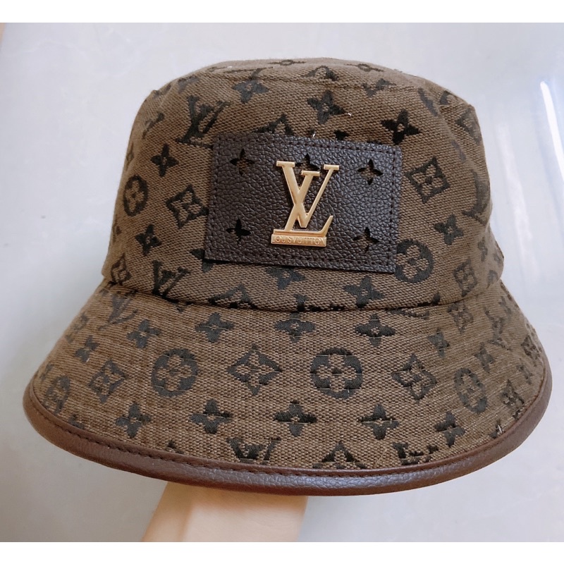 Nón bucket nam nữ , nón bo cụp logo L , viền da cao cấp