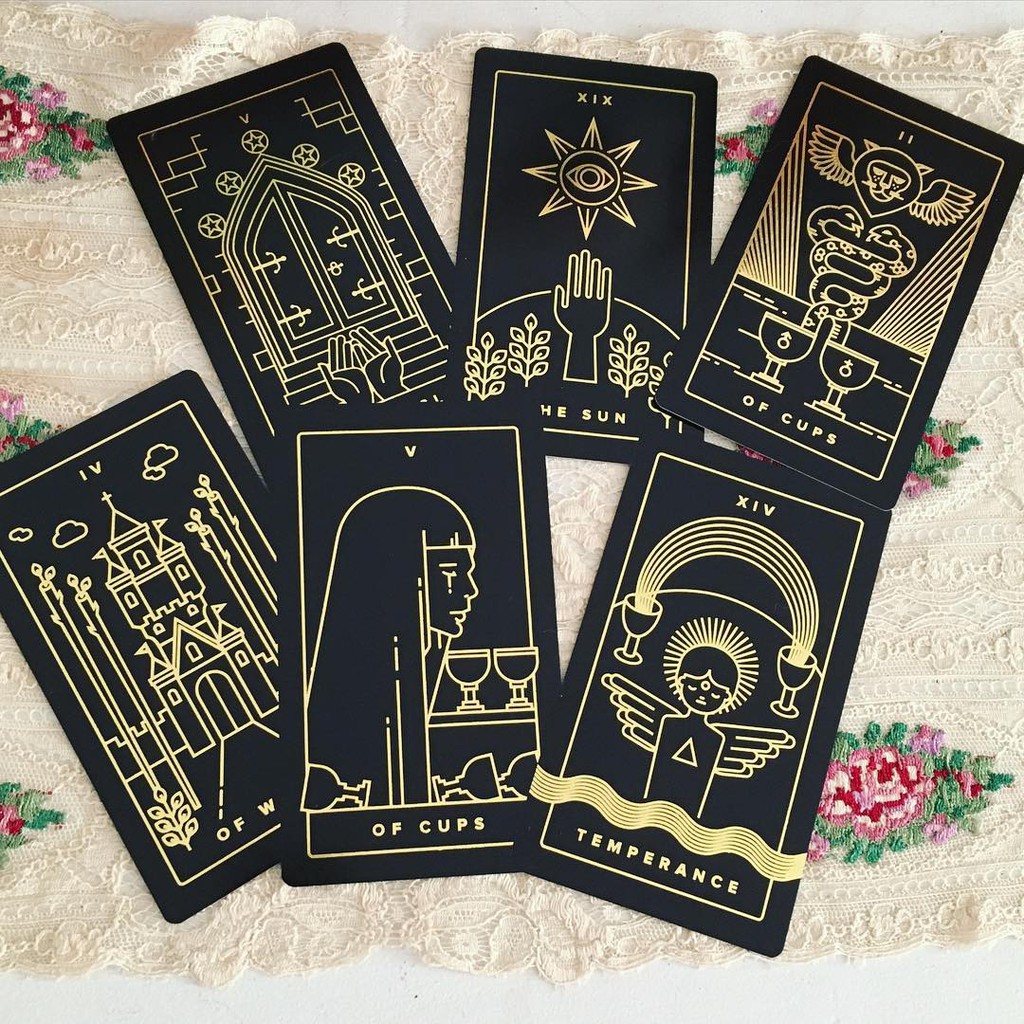 Bài Golden Thread Tarot