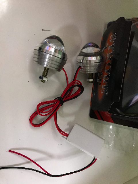 Đèn mắt trâu báo tín hiệu sử dụng ô tô xe gắn máy 12-24