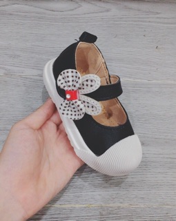 GIẦY DÉP CHO BÉ GÁI