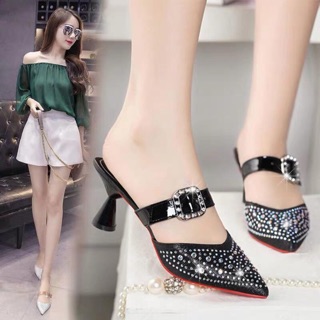 Dép sục đính đá