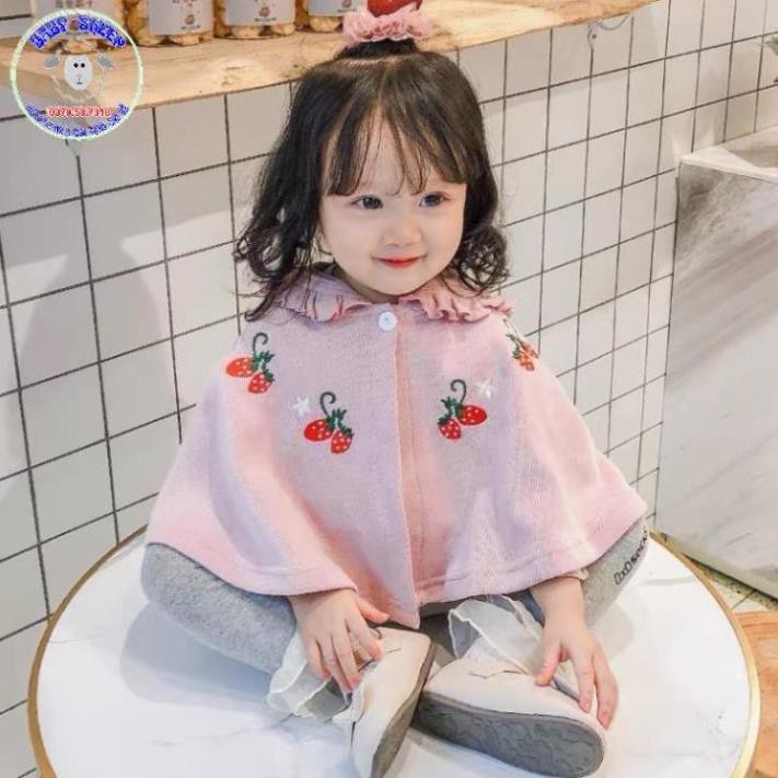 Áo choàng chống nắng áo cánh dơi chống nắng gió bụi thêu hoạ tiết dâu tây cho bé gái