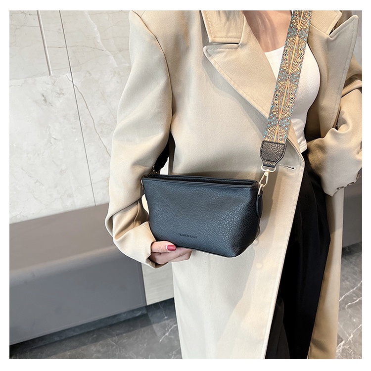 Túi Đeo Vai Thiết Kế Mới Thời Trang Theo Phong Cách retro Dành Cho Nữ