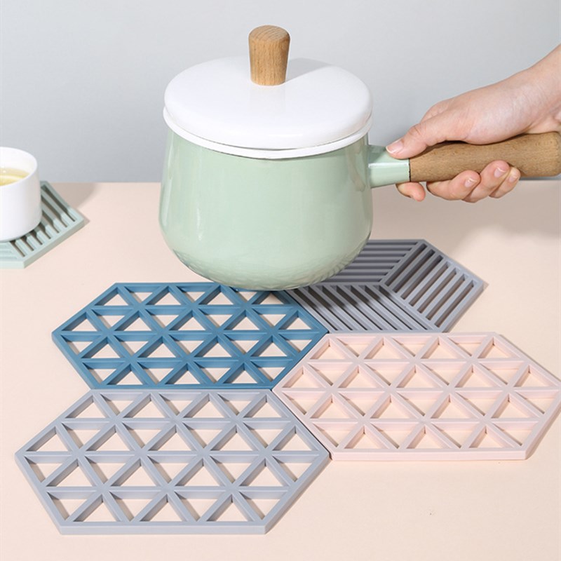 Thảm Lót Bàn Ăn Cách Nhiệt Chống Trượt