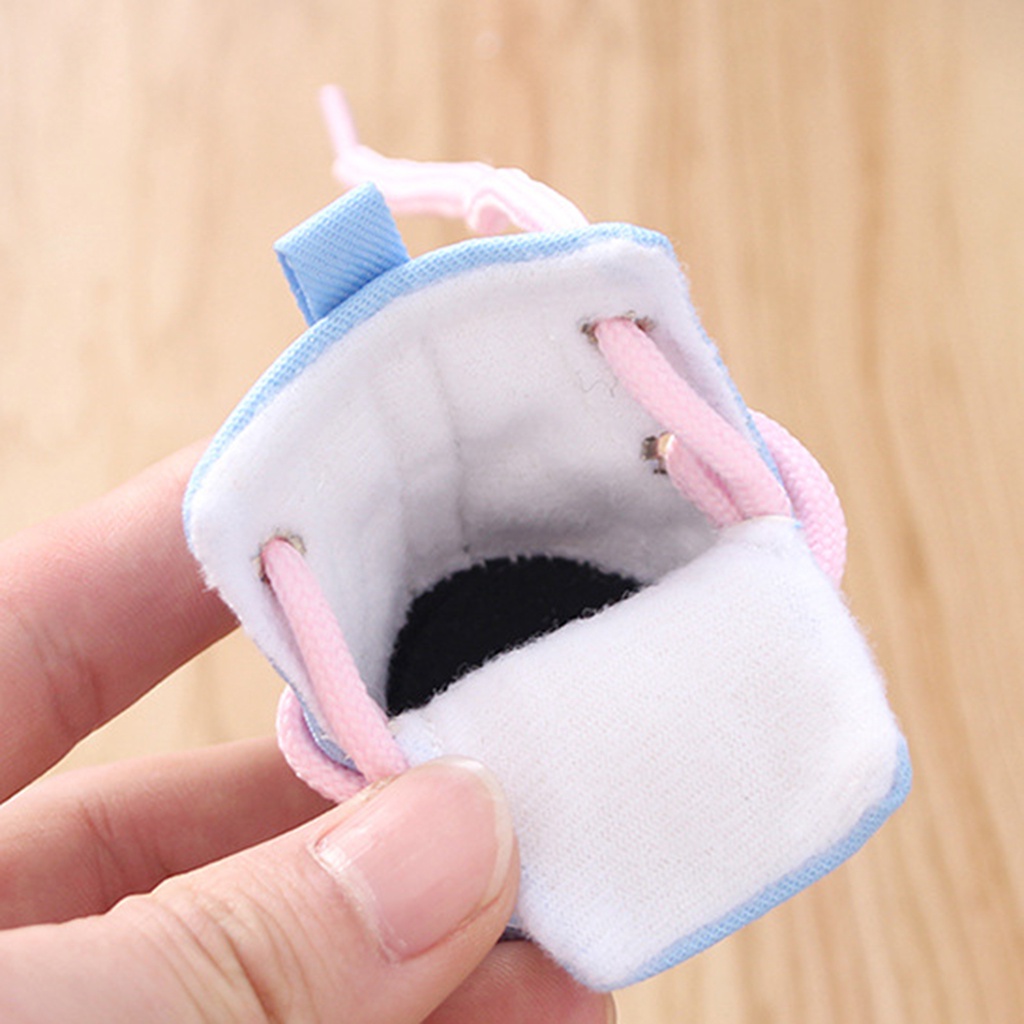 Set 4 Giày Sneaker Thoáng Khí Chống Trượt Cho Thú Cưng