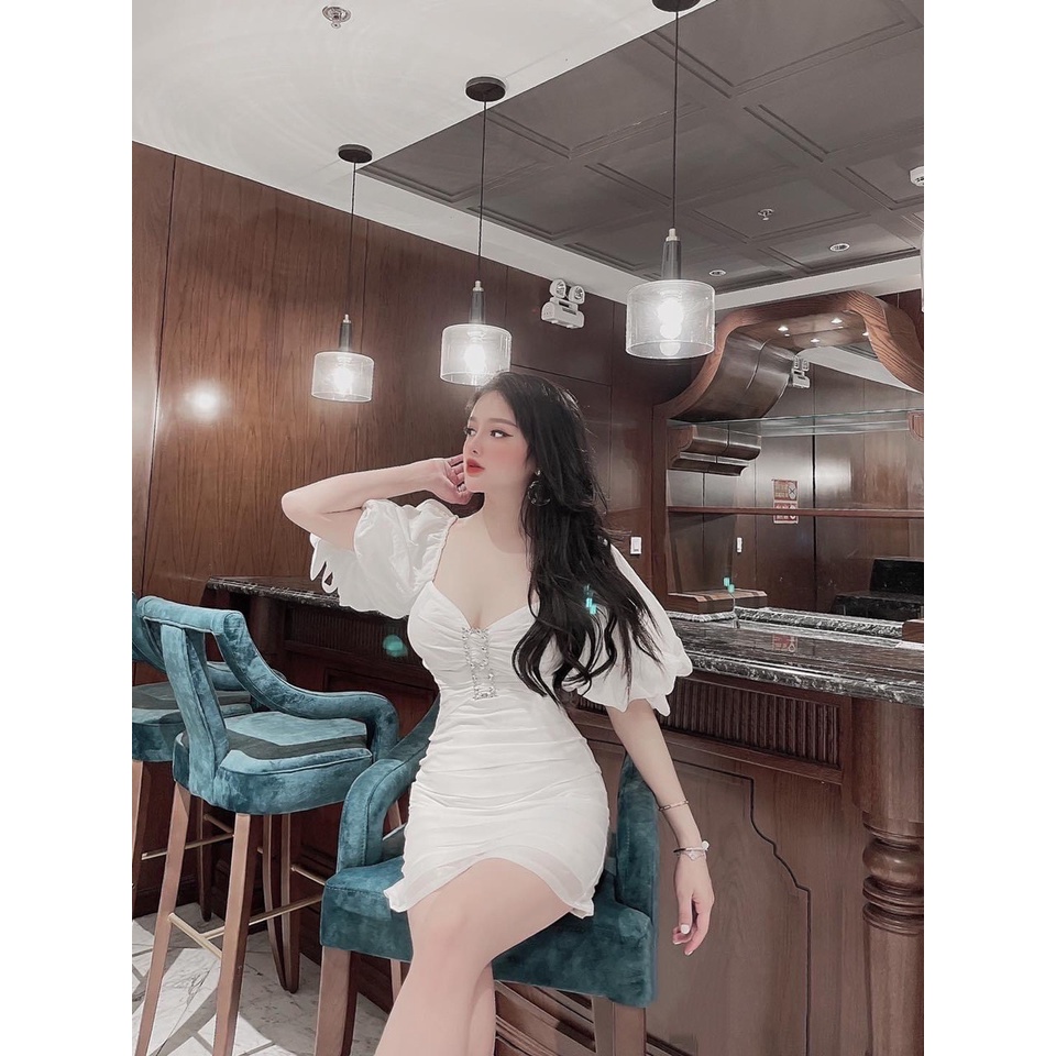 Đầm body thiết kế gài ngực Xịn đẹp, sang chảnh nha Tôn dáng, tiểu thư lắm. Size dưới 54kg vừa nha mấy chế