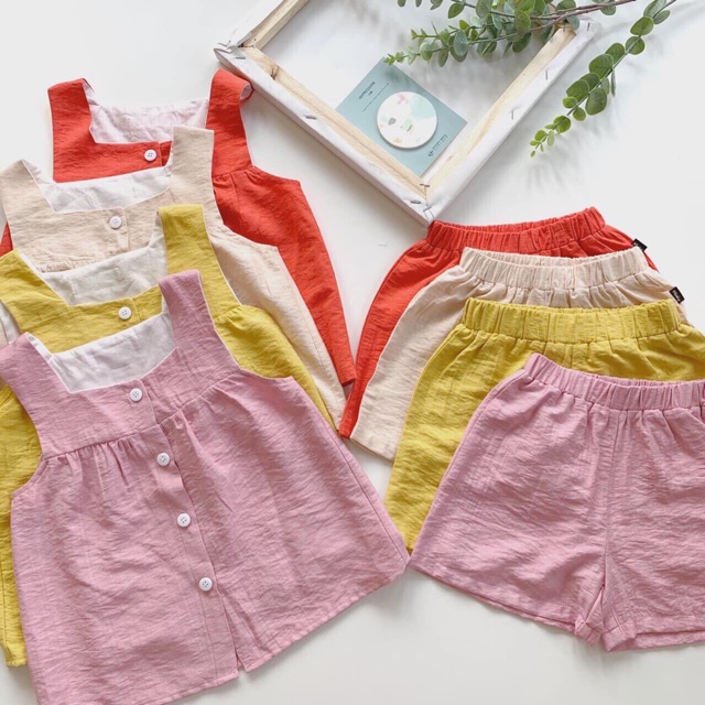 Bộ vải xốp cực xinh, chất siêu mát cho bé gái