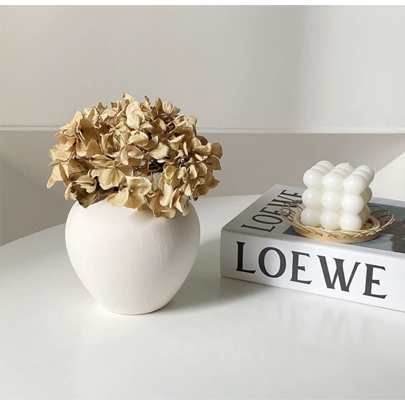 Bình hoa trang trí