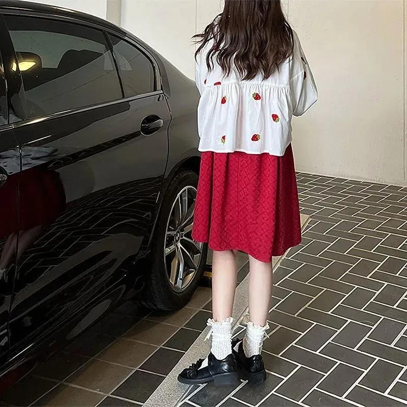 Set Đầm Hai Dây + Áo Choàng Chống Nắng Tay Phồng Đính Nơ Hoạ Tiết Dâu Tây Dễ Thương Xinh Xắn Cho