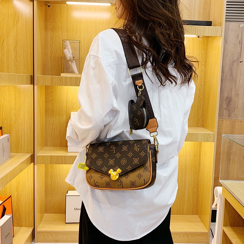 Túi Đeo Chéo Phong Cách Thời Trang Mới Dành Cho Mẹ Và Bé 2022