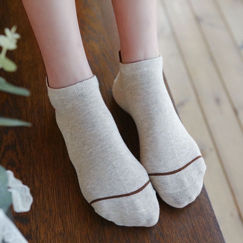 Vớ WAFNHA D272 cổ thuyền thoáng khí đơn giản cho nữ