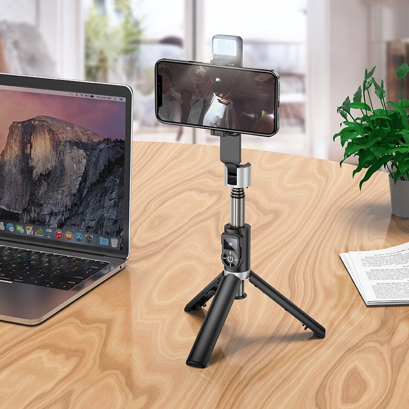 Giá Đỡ Điện Thoại Hoco K16 hay gậy tripod 4 in 1 gồm đèn led , nút bluetooth , tăng giảm chiều cao , gậy Selfie tự sướng