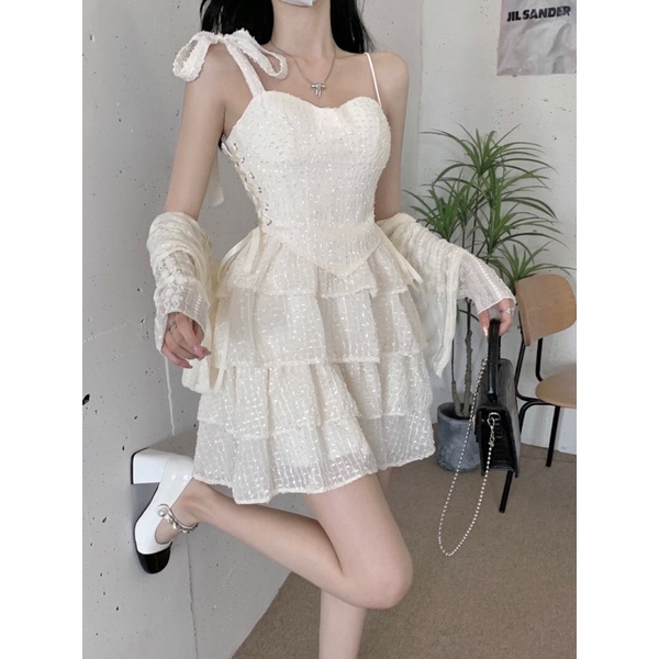 Váy cô dâu hay đi tiệc phong cách công chúa Quảng Châu cực xinh