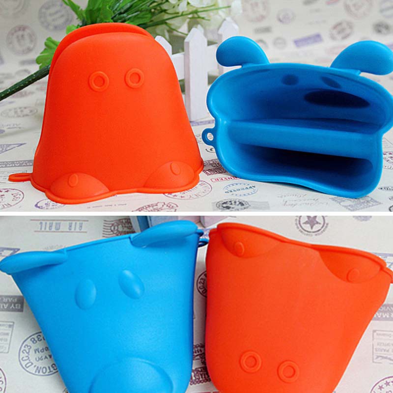 Găng tay silicone cách nhiệt hình đầu cá sấu &amp; hà mã