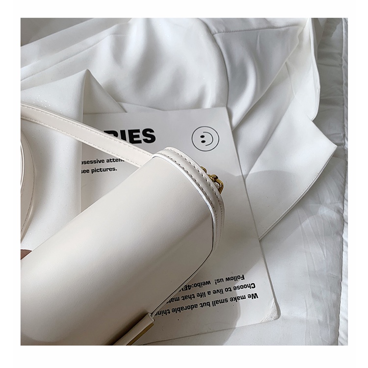 Túi nữ da trơn- C72