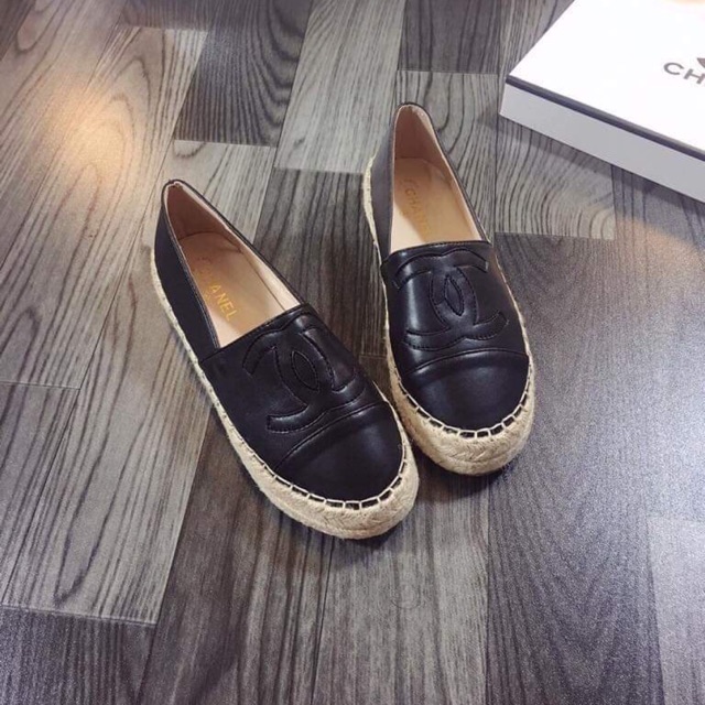 Giày slip on