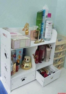 Kệ mỹ phẩm chân chó