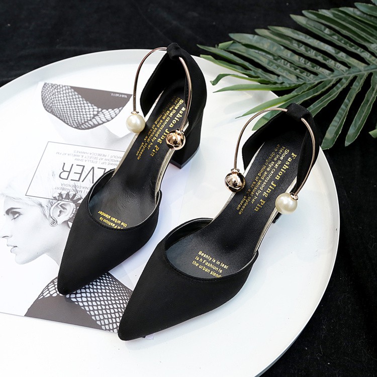 Giày cao gót nữ, quai cài, sexy, mũi nhọn, gót thô, chất nhung