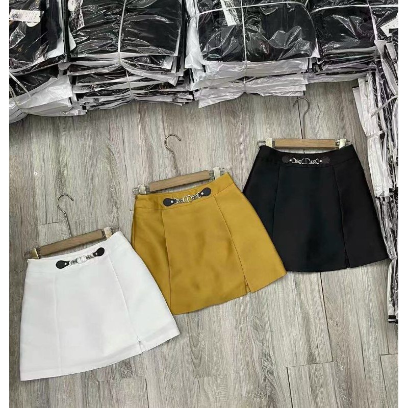 [ Mã FADIRECT20 giảm 20K đơn 150K] Chân váy khuy xích giữa hàng QC | BigBuy360 - bigbuy360.vn