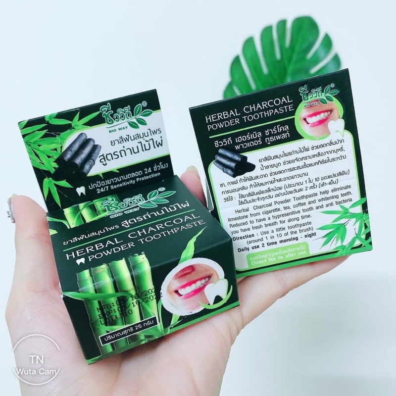 Kem trắng răng chiết xuất Than tre thái lan