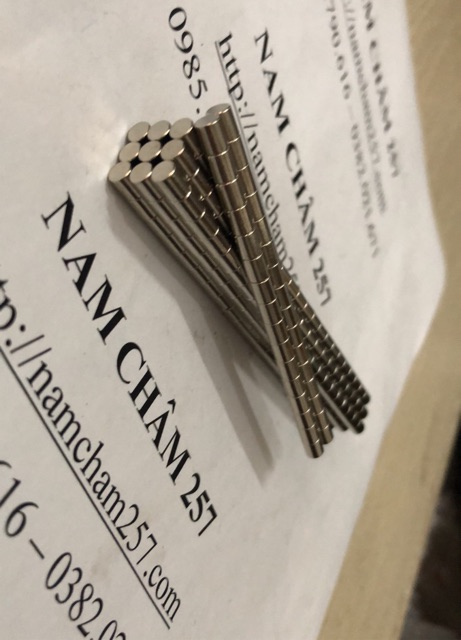 Nam Châm trắng 4x5mm, loại nam châm viên đất hiếm lực hút mạnh.