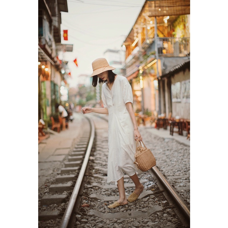 Túi cói cầm tay đi biển đáy bầu - phong cách vintage