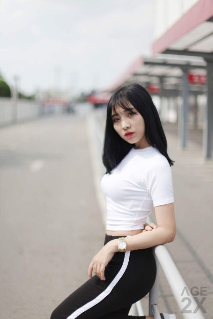 Áo croptop body tay lỡ AGE2X