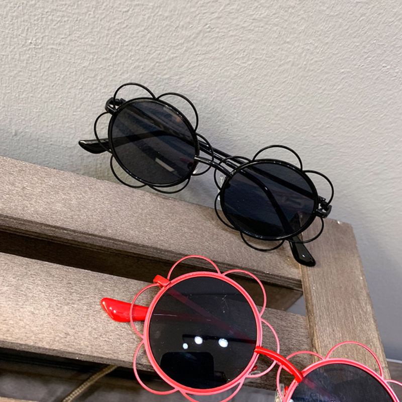 Kính Mát Phân Cực Hình Bông Hoa Xinh Xắn Cho Bé