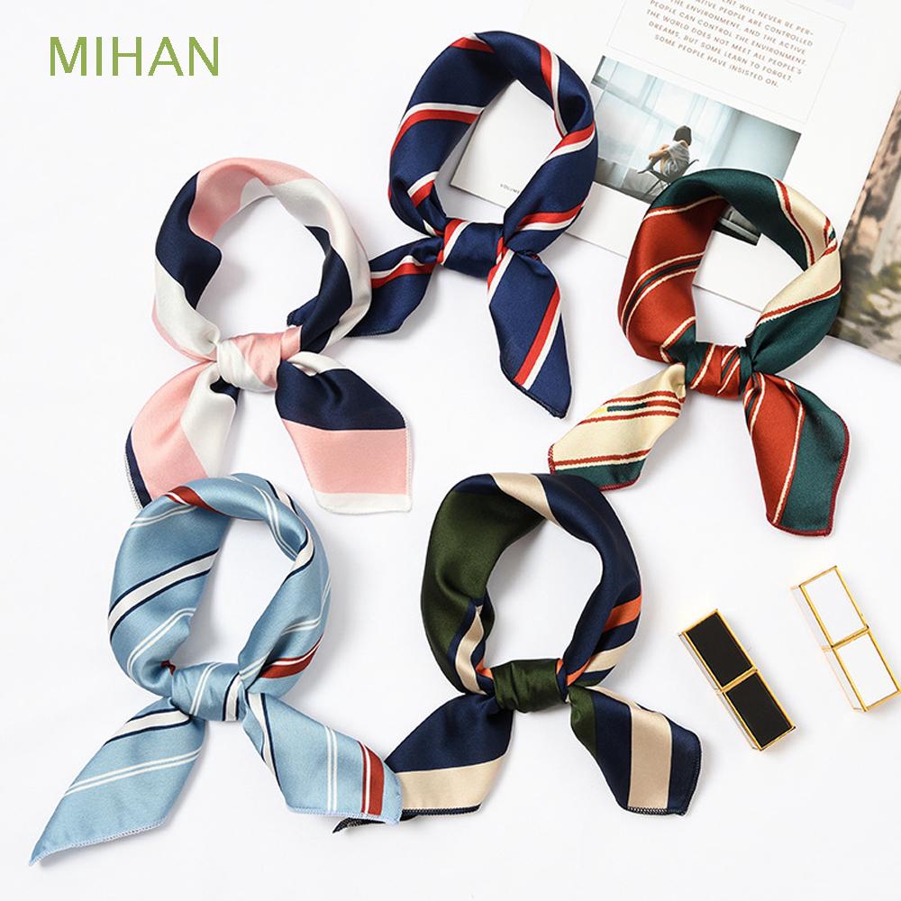 Khăn quàng cổ thanh lịch cho nữ