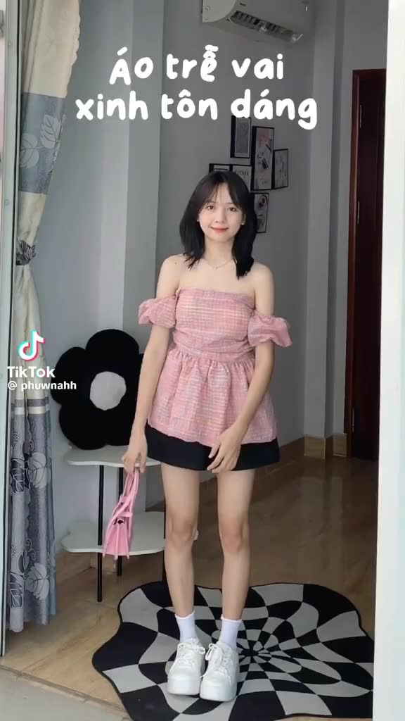 Áo bẹt vai tay bồng CÓ MÚT NGỰC vải 2 lớp hoạ tiết màu đi biển cực xinh A137 | BigBuy360 - bigbuy360.vn