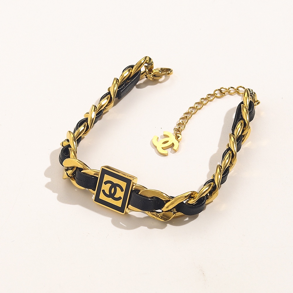 Vòng tay chanel bằng thép titan thời trang cho nữ | BigBuy360 - bigbuy360.vn