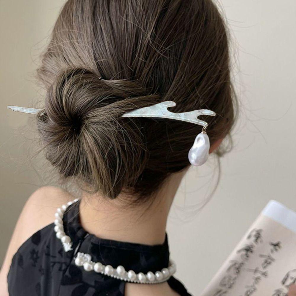 Trâm Cài Tóc Phong Cách Trung Hoa Đơn Giản Cho Cô Dâu