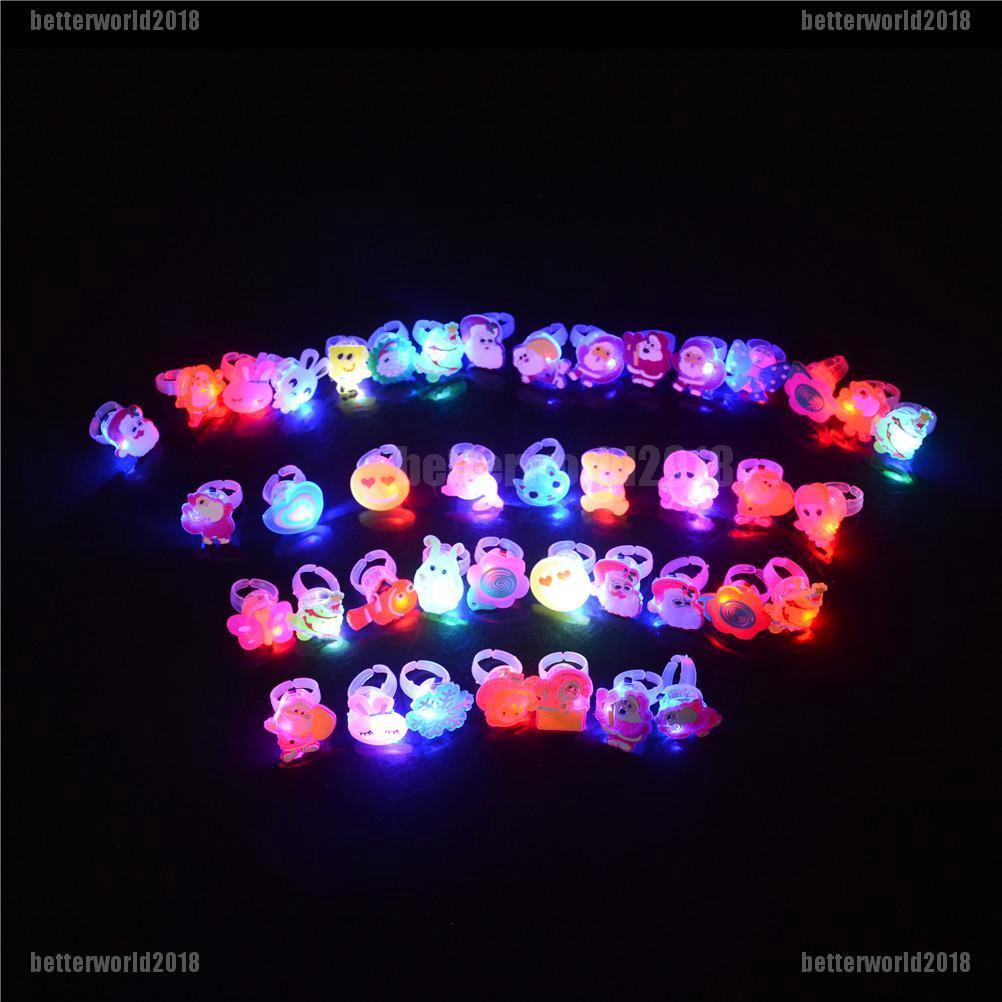 Bộ 10 Nhẫn Đeo Tay Có Đèn LED Độc Đáo