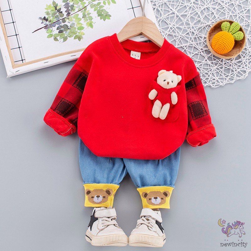 Bộ áo thun chú gấu + quần dễ thương cho bé