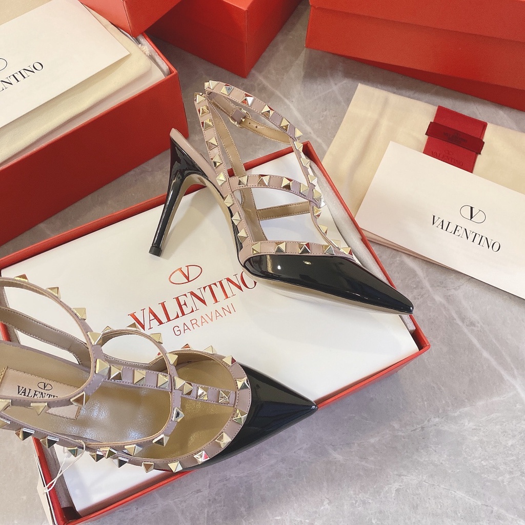 Hộp No Box- 2021 mới ROCKSTUD CAGED PUMP 10 MM