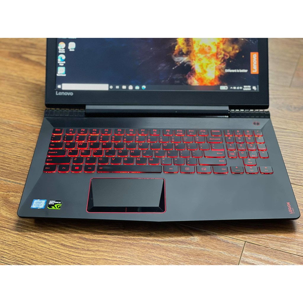 Lenovo Legion Y520 i7 7700HQ 8G 128G+1T GTX1050 4G 15.6FHD IPS