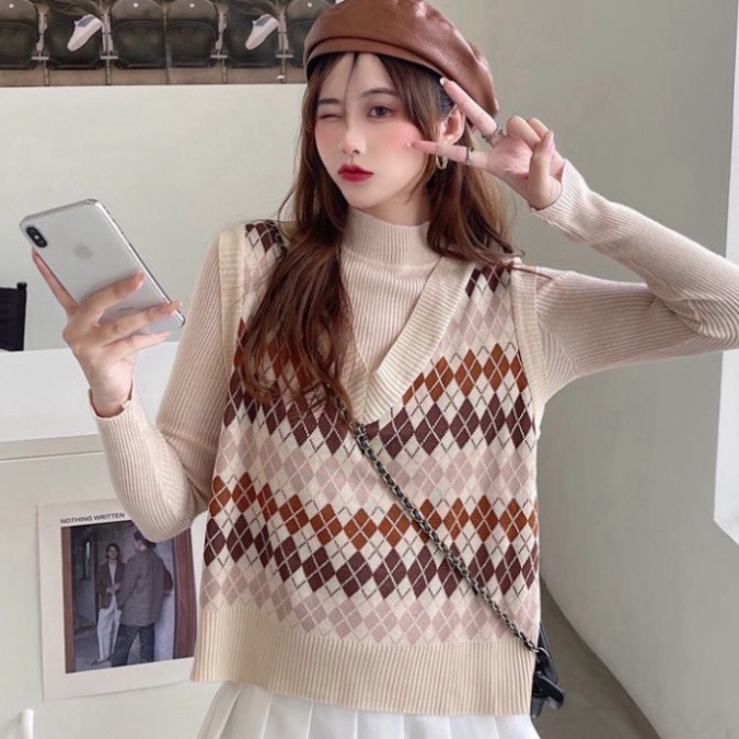 Gile Len Nữ Basic, Áo Len Gile Họa Tiết GUMAX Len Mỏng Cổ Chữ V Kiểu Dáng Trẻ Trung Hiện Đại
