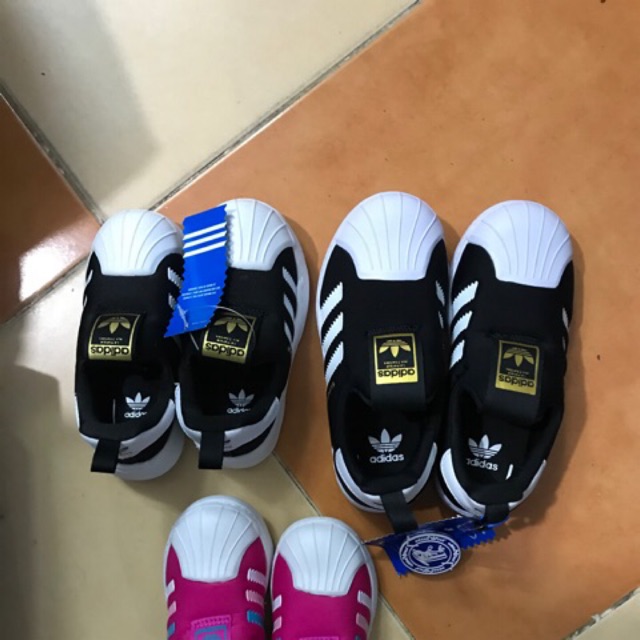 Giầy adidas cho bé