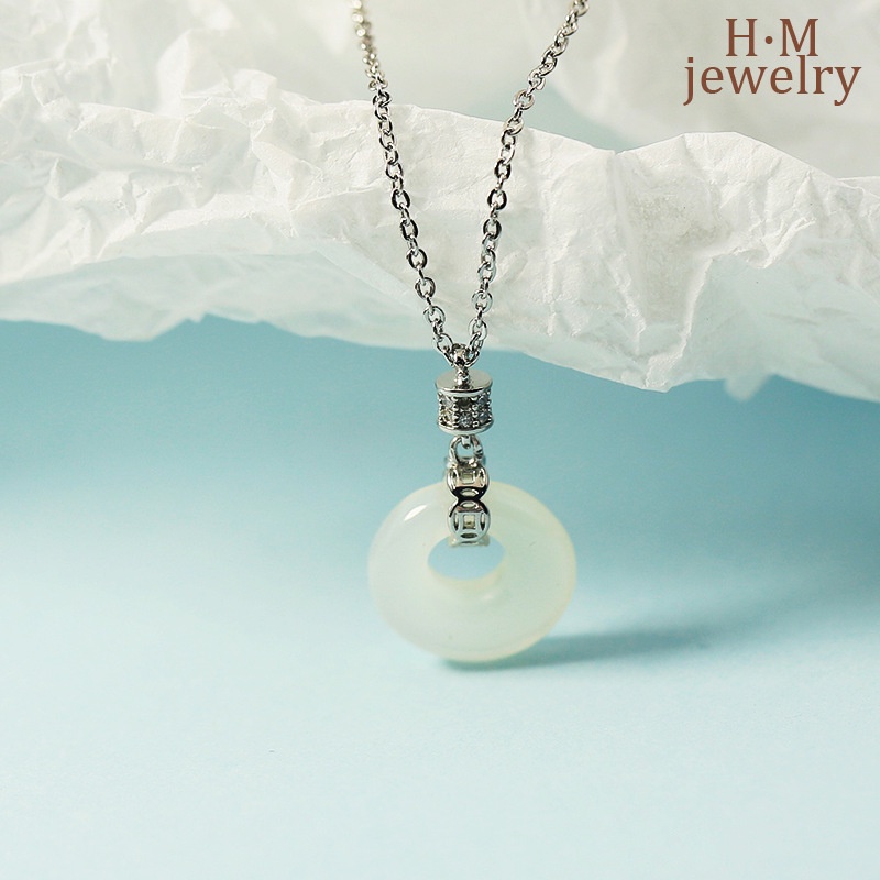 Vòng cổ Bạc 925 Mặt Khóa Đá Ngọc Bích Xinh Xắn