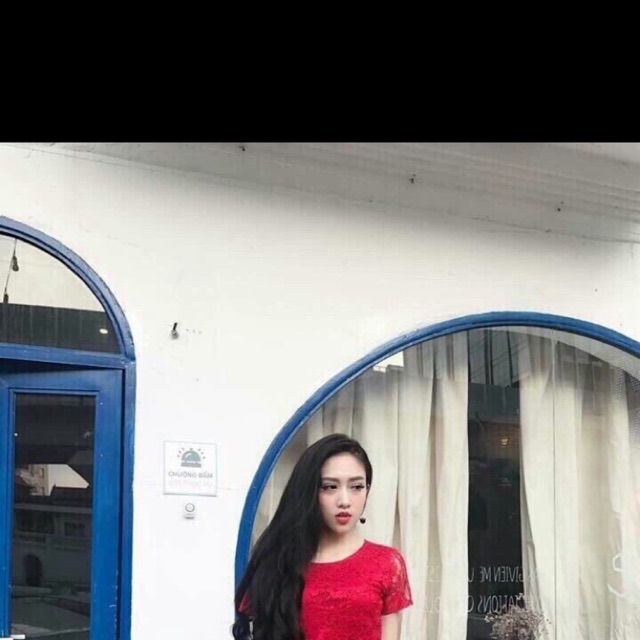 Đầm xoè