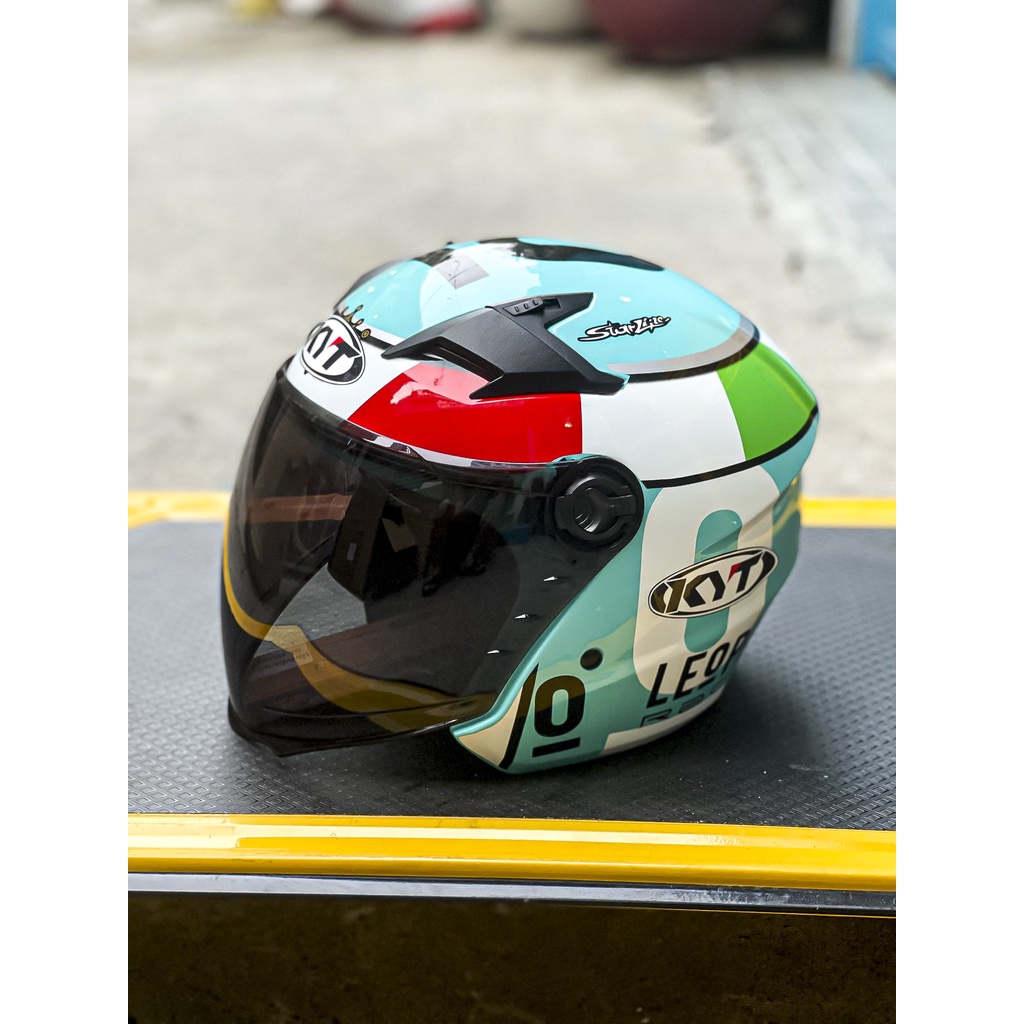Mũ bảo hiểm 3/4 ROYAL XH01 TEM LEOPARD DÁN LOGO KYT